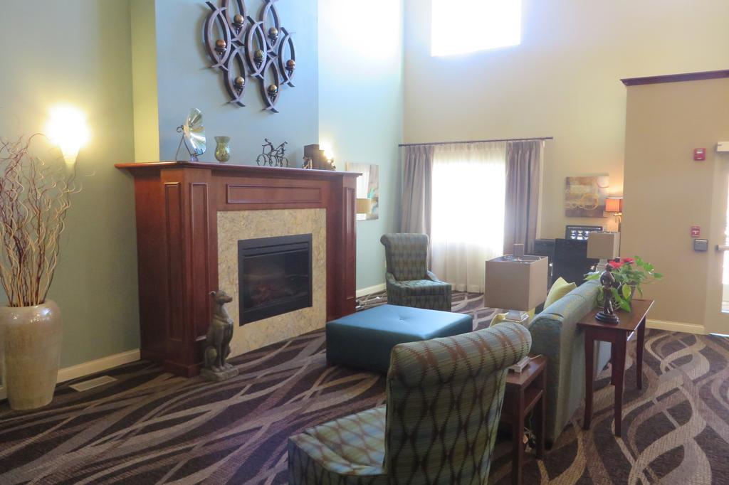 Comfort Inn & Suites - Chisago City Экстерьер фото